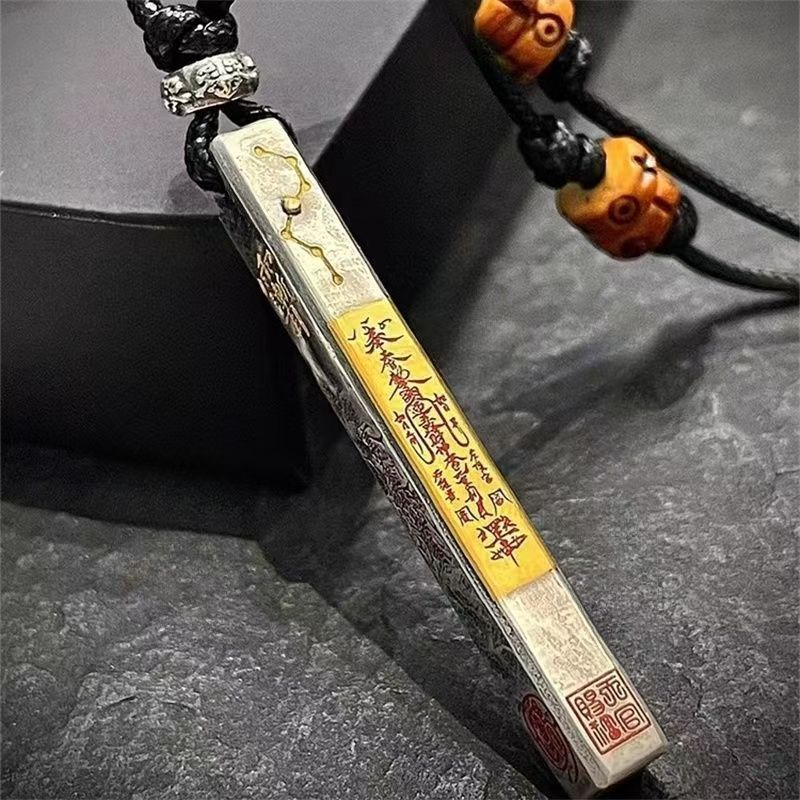 Five-way God of Wealth Pendant - Ethnic Fashion Way 评论和价格