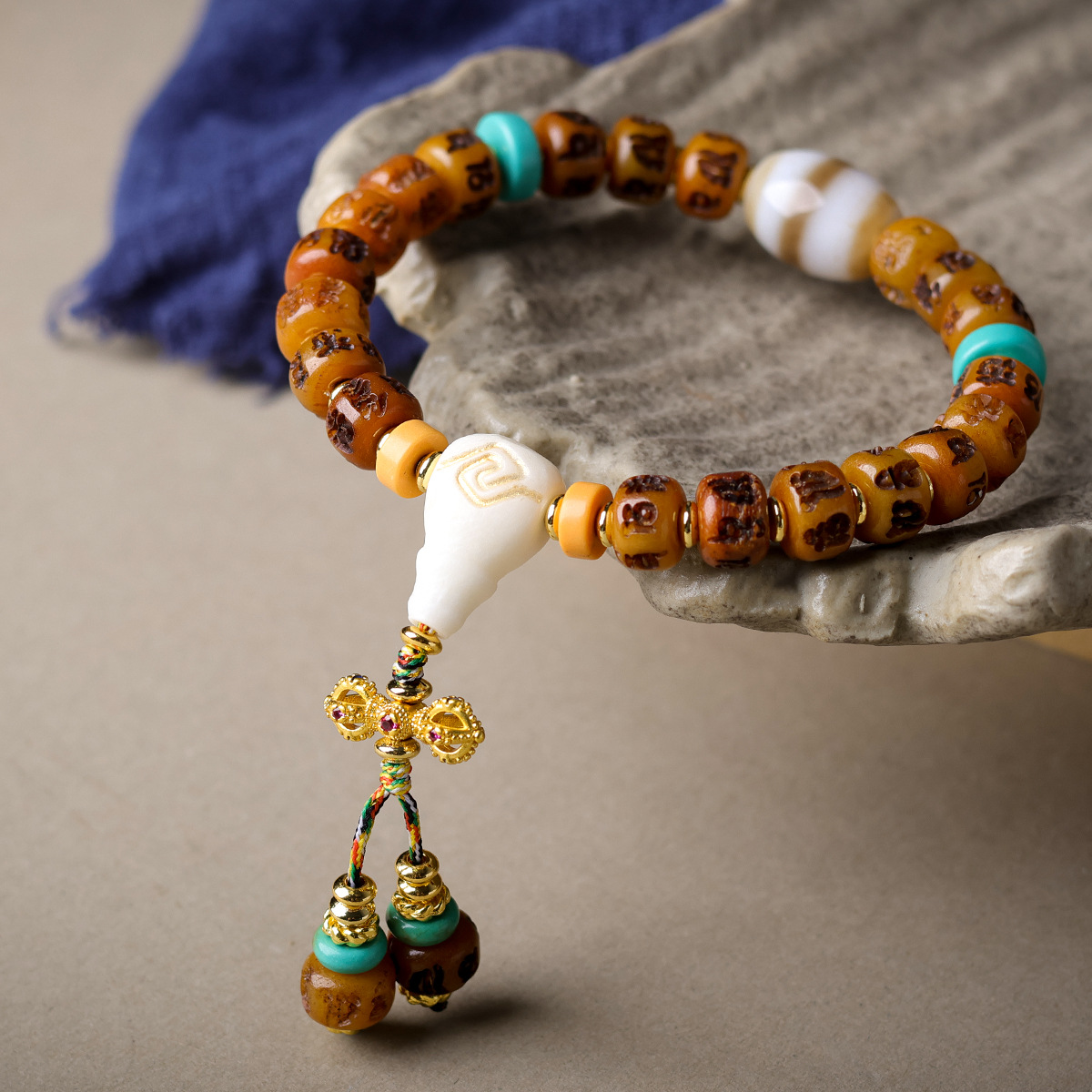Bone Carved Six-Word Mantra Va - Ethnic Fashion Way 评论和价格