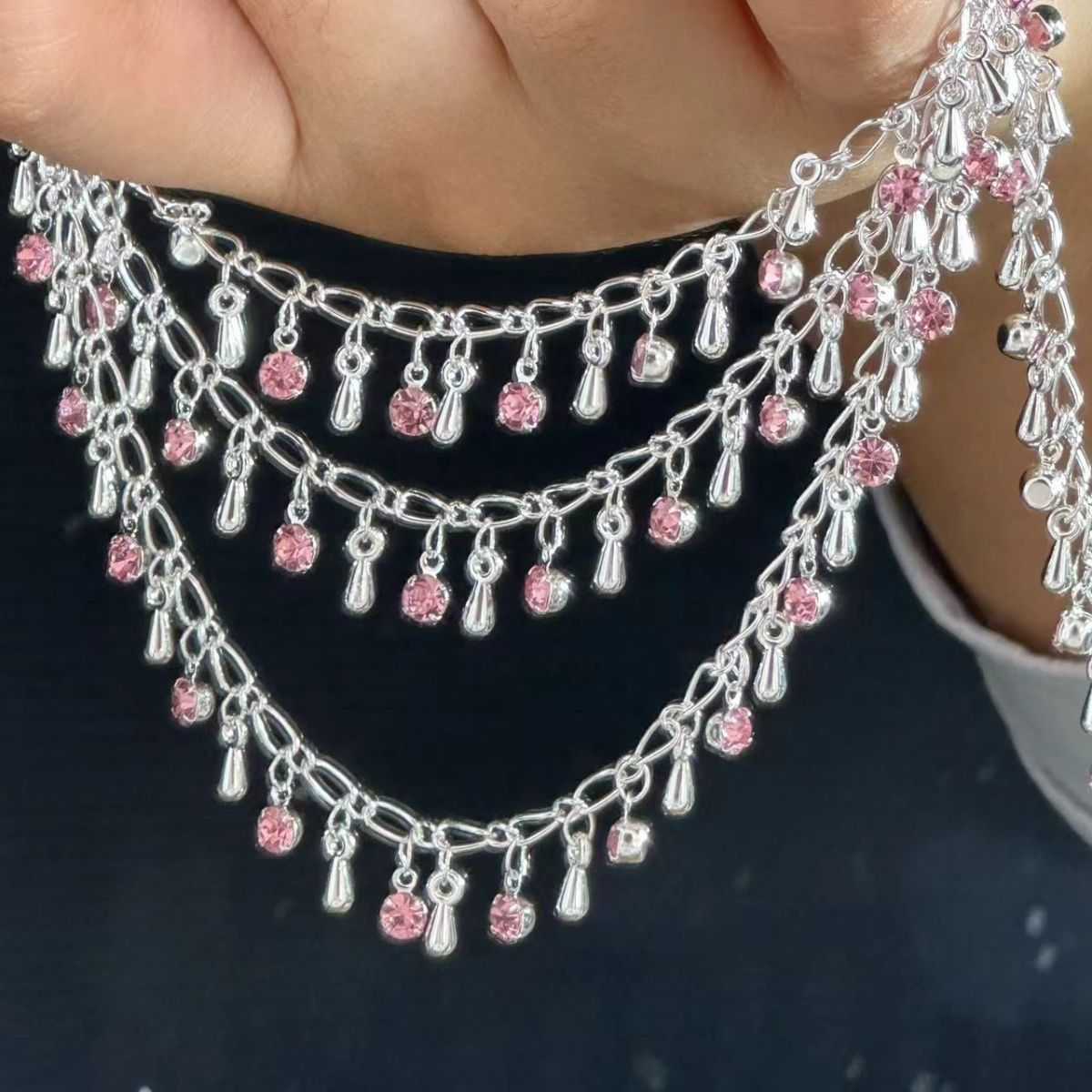 Exquisite Rhinestone Teardrop  - Ethnic Fashion Accessories 评论和价格
